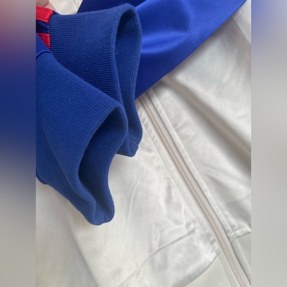 Adidas Women’s Satin SST Track Jacket Sweater - Size Medium 💪 - Picture 8 of 11